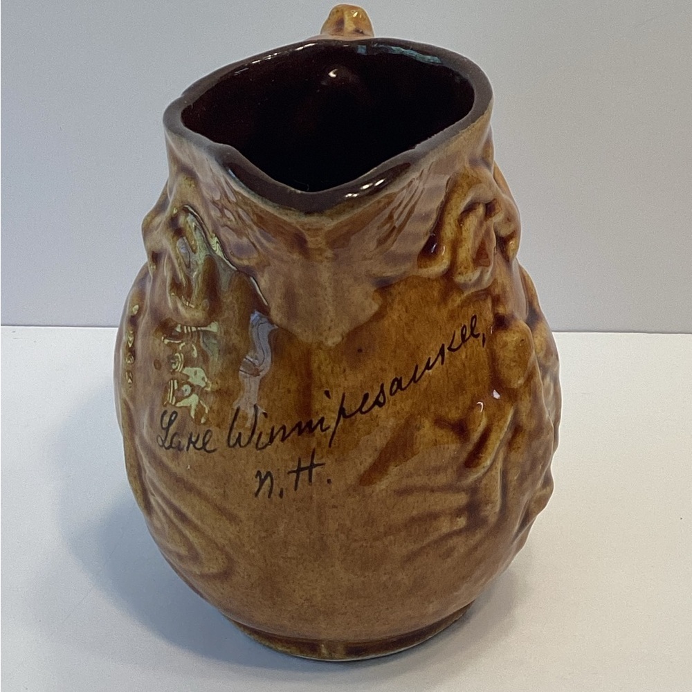 Vintage Canada Brown Glaze Stoneware Pottery Pitcher Syrup Jug Souvenir Lake NH - Picture 2 of 6
